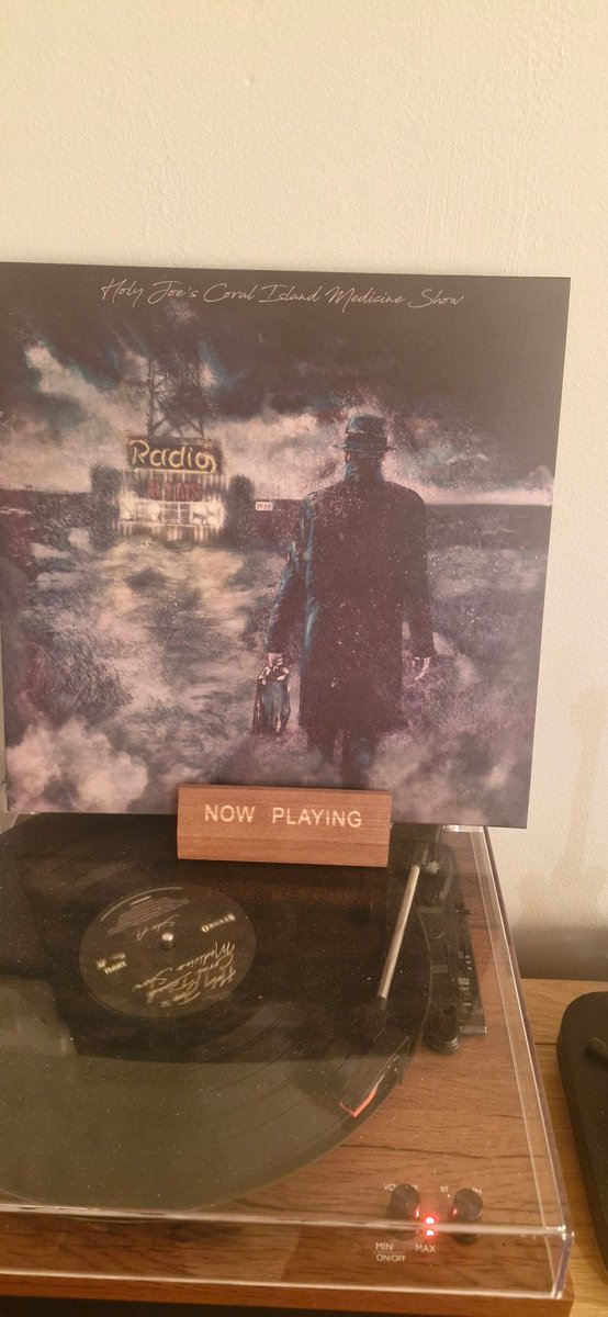 Liam Dawtry (@rockrolla1988) on Twitter photo Missus is away on hen do for a few days. Time to chill with Holy Joe <a href="/thecoralband/">The Coral</a> <a href="/JamesSkellyBand/">James Skelly</a> <a href="/IanSkelly1/">Ian Skelly</a> Missus is away on hen do for a few days. Time to chill with Holy Joe <a href="/thecoralband/">The Coral</a> <a href="/JamesSkellyBand/">James Skelly</a> <a href="/IanSkelly1/">Ian Skelly</a>