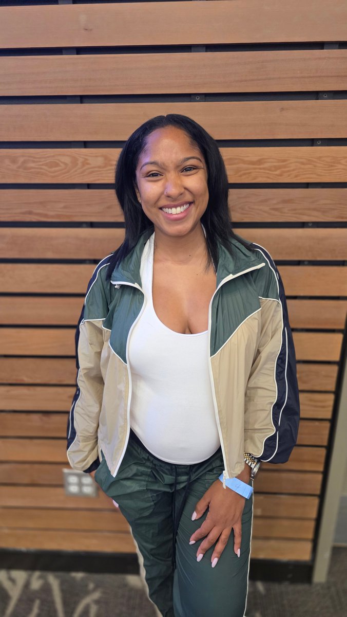 Thank you, Magnolia Yoga Studio, for starting off our Connected Care Summit with a moment of embodiment. When you start the day with meditation, you’ve done the work, and you can only go up from there! – Kaelyn Charbonnet