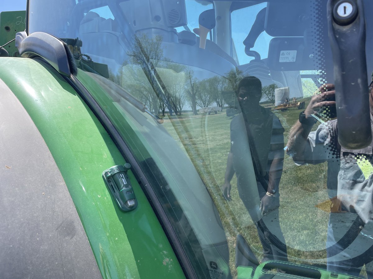 TheDirtDude's tweet photo. Setting up vibration sensors to test hydraulic downforce while high-speed planting for ⁦@MSSOY⁩ ⁦@MSUExtService⁩ ⁦@SoybeanScience1⁩ https://t.co/DzvgnRHJJy