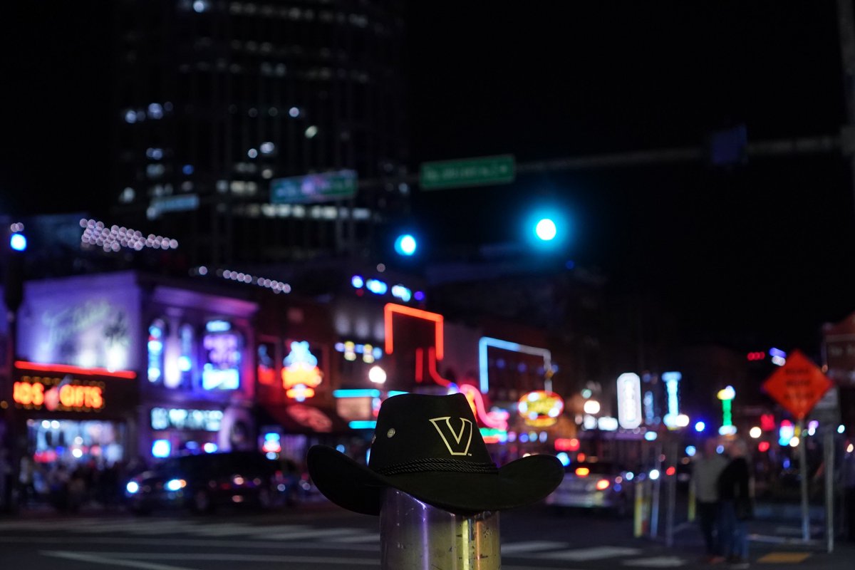 Jacob Nicely (@jacob__nicely) on Twitter photo We have an opening for an Assistant Director of Athletics Marketing here at <a href="/vucommodores/">Vanderbilt Athletics</a>! Come work with the best people in the best city in the <a href="/SEC/">Southeastern Conference</a>.
Apply here: vu.edu/mktgad25 We have an opening for an Assistant Director of Athletics Marketing here at <a href="/vucommodores/">Vanderbilt Athletics</a>! Come work with the best people in the best city in the <a href="/SEC/">Southeastern Conference</a>.
Apply here: vu.edu/mktgad25
