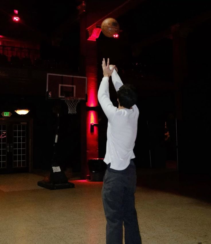 anna・₊✧༆ tweet media