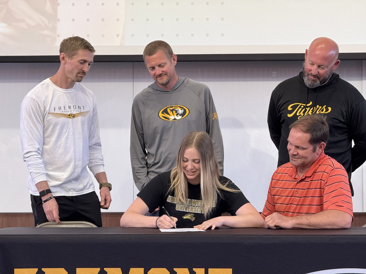 Five <a href="/fhstigersports/">FHS ACTIVITIES</a> seniors signed to college athletics today. 
Cecily Barcenas - Midland soccer
Julissa Guerrero-Pena - Midland wrestling 
Micah Moore - Dordt swimming
Makenna Meyer - Nebraska Wesleyan track.