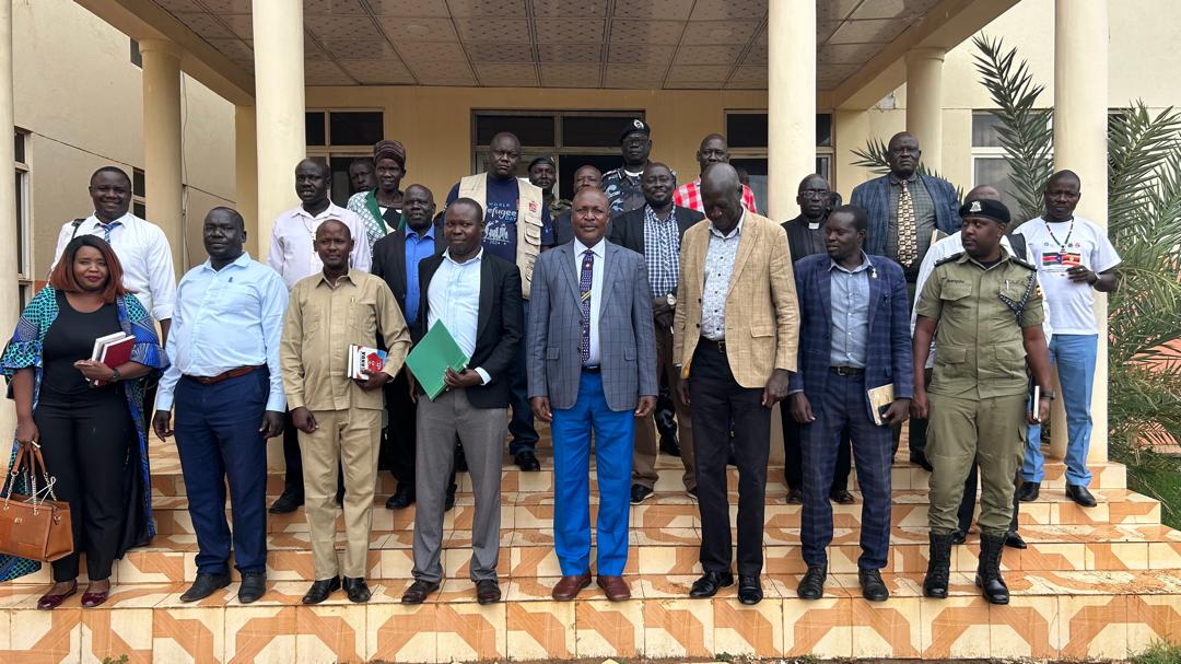 Refugee Law Project (@refugeelawproj) on Twitter photo In collaboration with Lamwo District Local Gov't, & funding from <a href="/DutchMFA/">Dutch Ministry of Foreign Affairs 🇳🇱</a>, we're in Torit, S.Sudan on a high-level cross-border dialogue with the governor of Torit to address cross-border related challenges affecting communities along the border & find solutions to lasting peace In collaboration with Lamwo District Local Gov't, & funding from <a href="/DutchMFA/">Dutch Ministry of Foreign Affairs 🇳🇱</a>, we're in Torit, S.Sudan on a high-level cross-border dialogue with the governor of Torit to address cross-border related challenges affecting communities along the border & find solutions to lasting peace