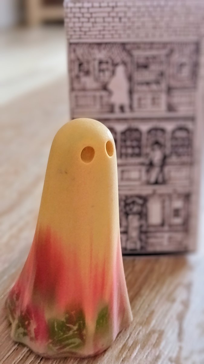 s4r4h_l's tweet photo. When in #York.... After all my herd had them thought it was time to choose a #YorkGhostMerchant Ghostie for myself, thank you to Mr Wonderful for paying. I think she's beautiful and we had fun in the Dispensary too. @VisitYork https://t.co/FcSQ9bNhQE