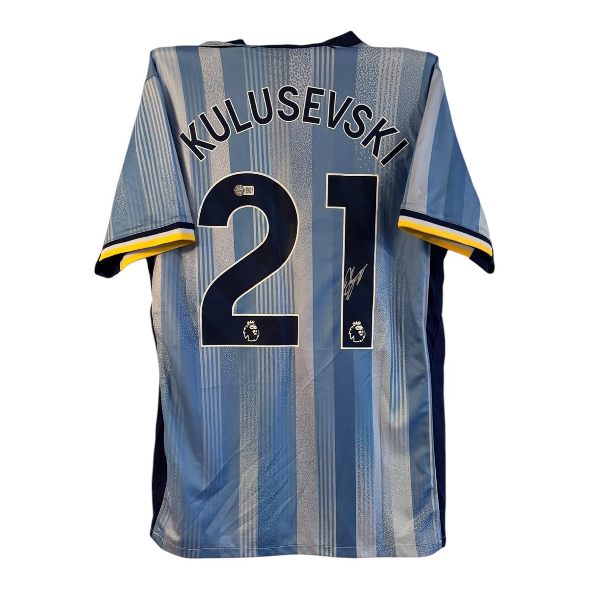 Signed Football Shirts & Shirt Framing Services (@signedfshirts) on Twitter photo Dejan Kulusevski Signed Shirt Giveaway!
If Spurs qualify tomorrow night, one of you will win this signed shirt!
To enter:
Follow <a href="/signedfshirts/">Signed Football Shirts & Shirt Framing Services</a> & @SFSMemorabilia
Repost this post
Winner announced after full-time if they go through. Dejan Kulusevski Signed Shirt Giveaway!
If Spurs qualify tomorrow night, one of you will win this signed shirt!
To enter:
Follow <a href="/signedfshirts/">Signed Football Shirts & Shirt Framing Services</a> & @SFSMemorabilia
Repost this post
Winner announced after full-time if they go through.