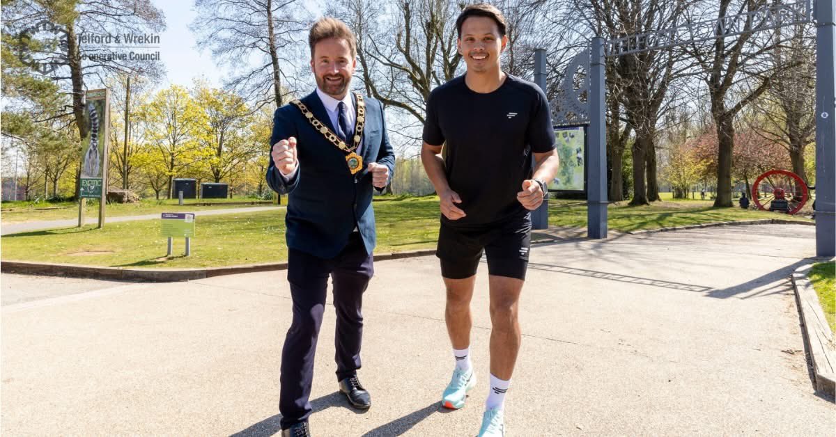 Ian Preece (@ianpreece_) on Twitter photo One of the honours of being Mayor of Telford & Wrekin is meeting incredible people — like Brandon Tanomjit.
He’s running 7 marathons in 7 weeks in memory of his mum & to raise money for <a href="/LingenDavies/">Lingen Davies Cancer Support</a>.
Donate: orlo.uk/CipxW
#MarathonForMum #Telford #SupportBrandon One of the honours of being Mayor of Telford & Wrekin is meeting incredible people — like Brandon Tanomjit.
He’s running 7 marathons in 7 weeks in memory of his mum & to raise money for <a href="/LingenDavies/">Lingen Davies Cancer Support</a>.
Donate: orlo.uk/CipxW
#MarathonForMum #Telford #SupportBrandon