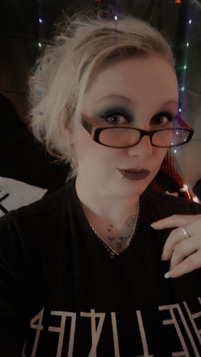 ReaperRedacted_'s tweet photo. Going live!!! 
.
.
.
.
.
.
.
.
.
.
#twitch #twitchstreamer #reaperalice #gamergirl #gothgirl #tattooedgamer #fyp #fypシ https://t.co/zx0lV91X26