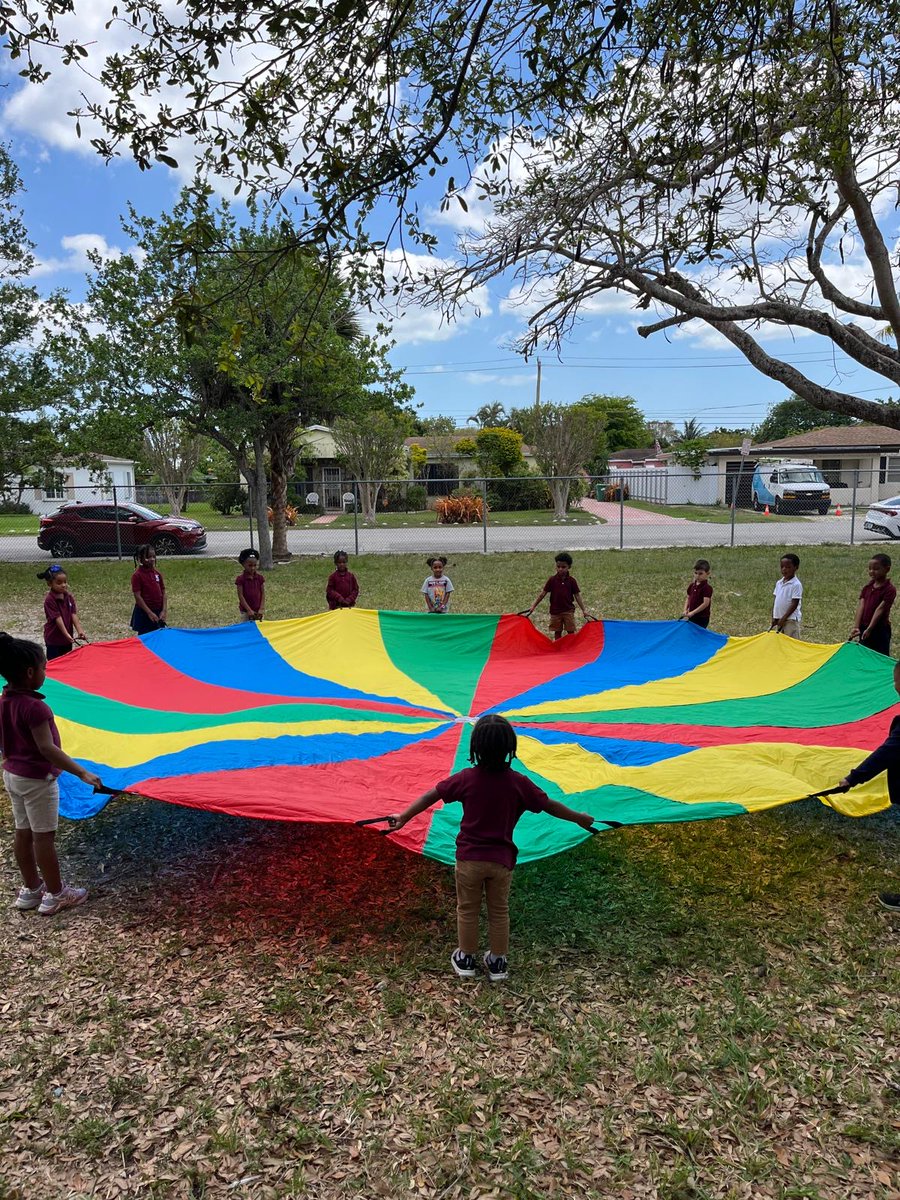 MDCPS_OECP's tweet photo. We are celebrating Early Childhood Week at
@MDCPS
this week, April 14-18! #WorkTogetherWednesday is celebrated today at Sylvania Heights Elementary, @Sweetwater_Elem and @fcmk8
This could be your child next year! #YourBestChoiceMDCPS
@SuptDotres @LDIAZ_CAO https://t.co/udZ5MpvCyO
