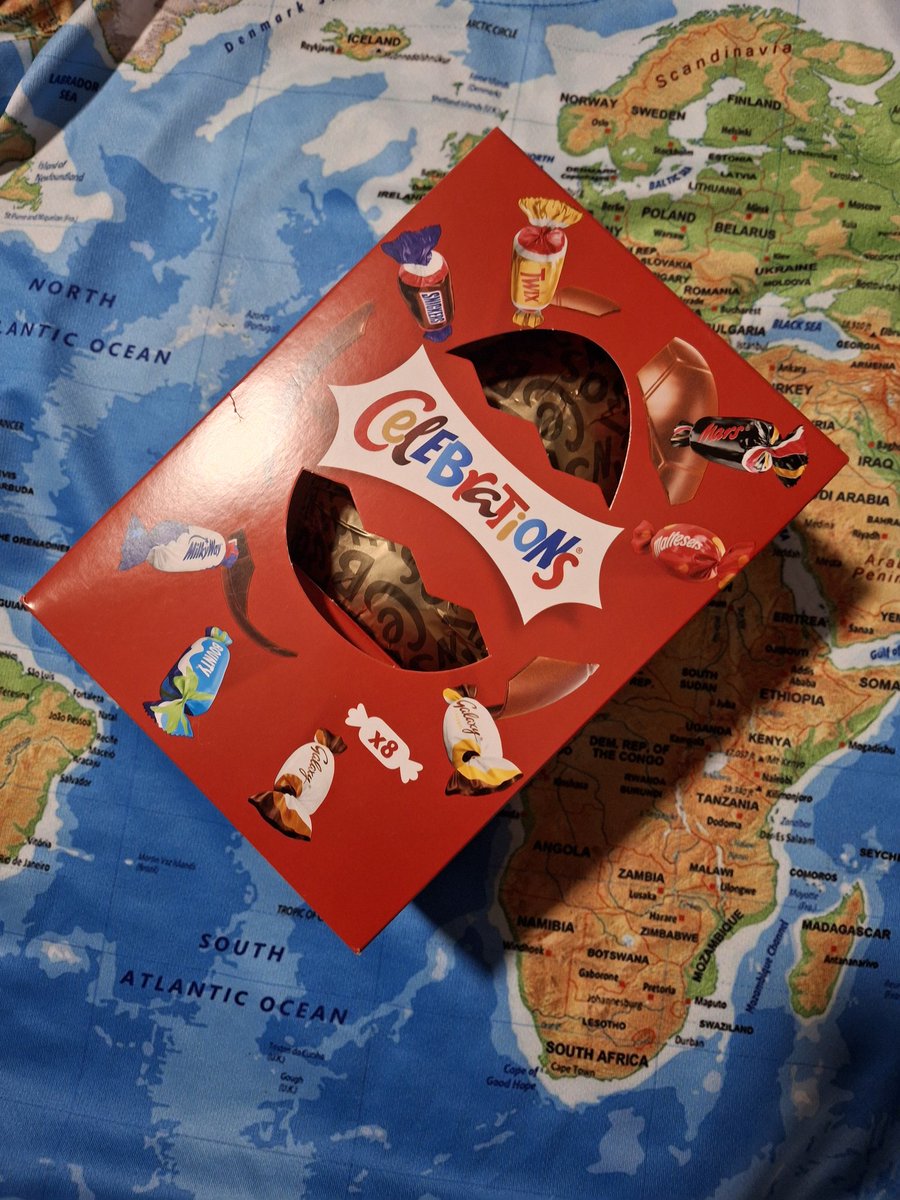 MissLFryer's tweet image. What a round for a Tolkien geek at the #GAConnf25 quiz...though still missed 2 of the 20  🤭  A lovely way to end the evening even if time ran out for paper aeroplanes! Looking forward to the final day tomorrow.