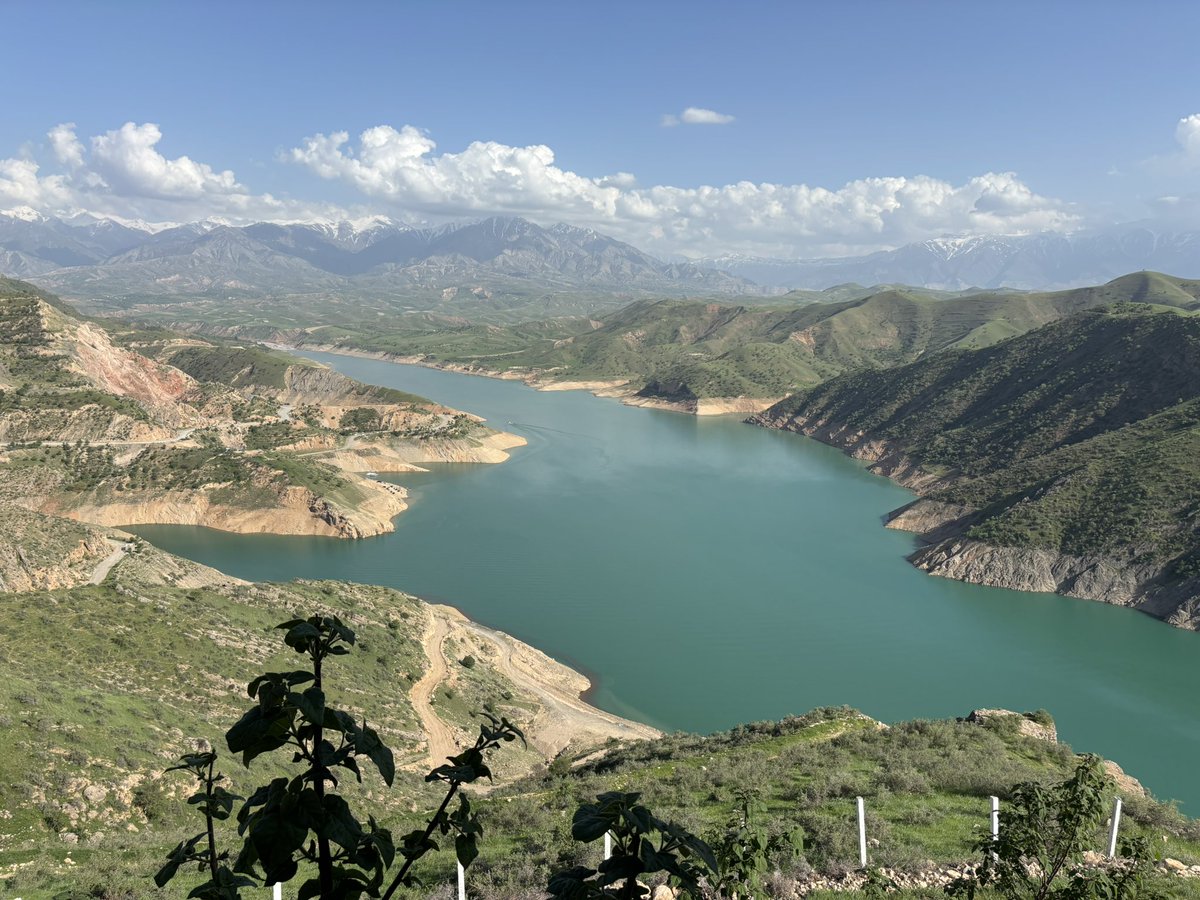 Interesting presentation of a Smart City Master Plan for a 103-hectare eco-zone. This innovative plan emphasizes renewable energy,  greening &amp; climate-resilient design, to enhance the quality of life for people in the Chirokchi district of the #Kashkadaryo.