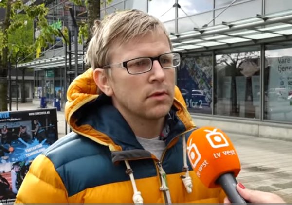EspenNesse's tweet photo. Broren til? https://t.co/Bf0aSme9zQ