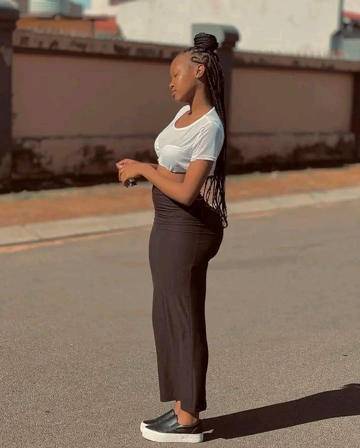 chYnavele's tweet photo. https://t.co/XHcCXBW0ak