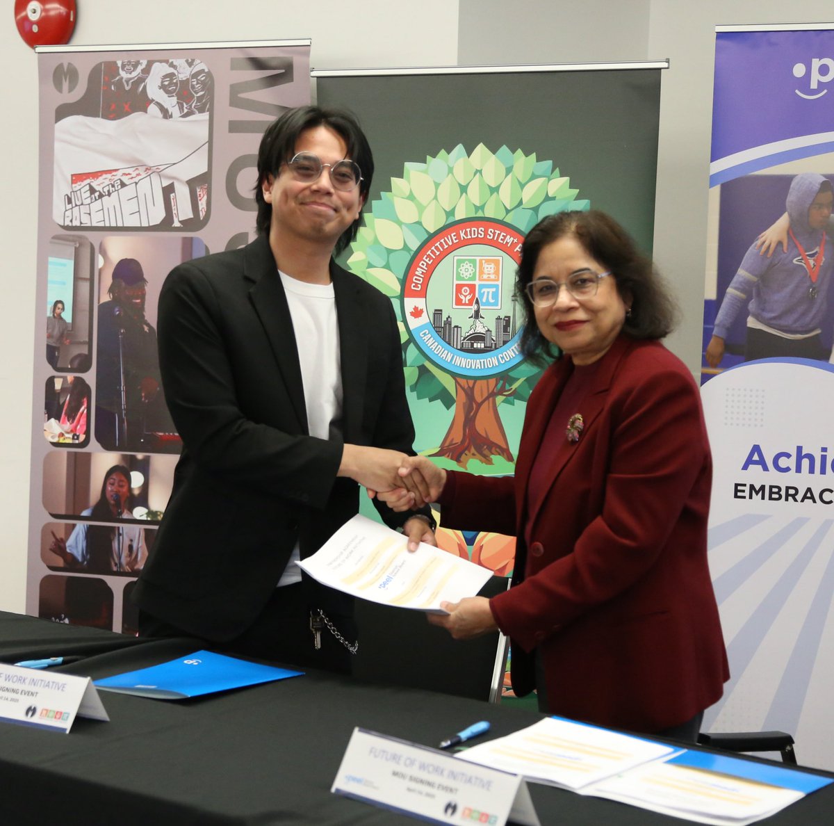 peelLDSP's tweet photo. Soaring to new heights in partnership with Competitive Kids STEM &amp; Mosaicc @PeelSchools https://t.co/4HU1eLQzU8