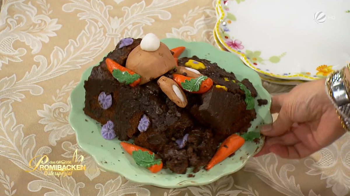 Manche machen Falschen Hasen aber Olli macht Toten Hasen 🐇
#promibacken