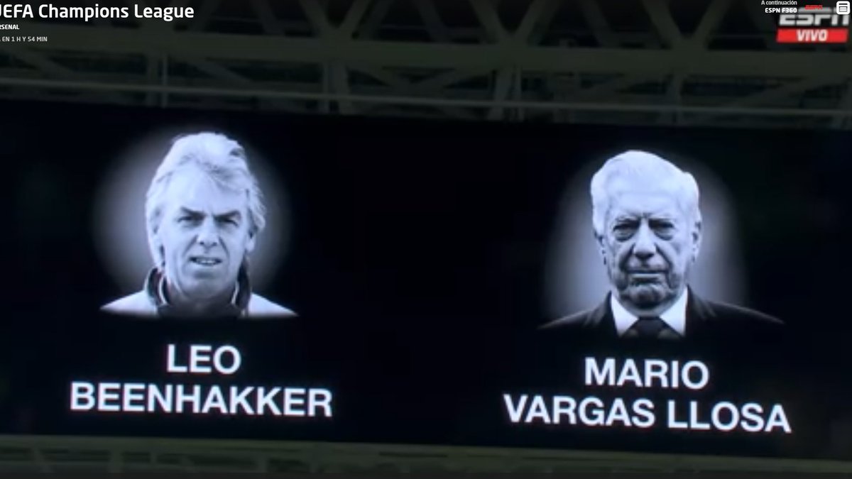 AlonsoGente's tweet photo. DIOS BENDITO, ACABAN DE HACERLE UN HOMENAJE A MARIO VARGAS LLOSA EN UN REAL MADRID VS ARSENAL POR LOS CUARTOS DE FINAL DE LA UEFA CHAMPIONS LEAGUE. INCREÍBLE. https://t.co/B8B46ogGpa