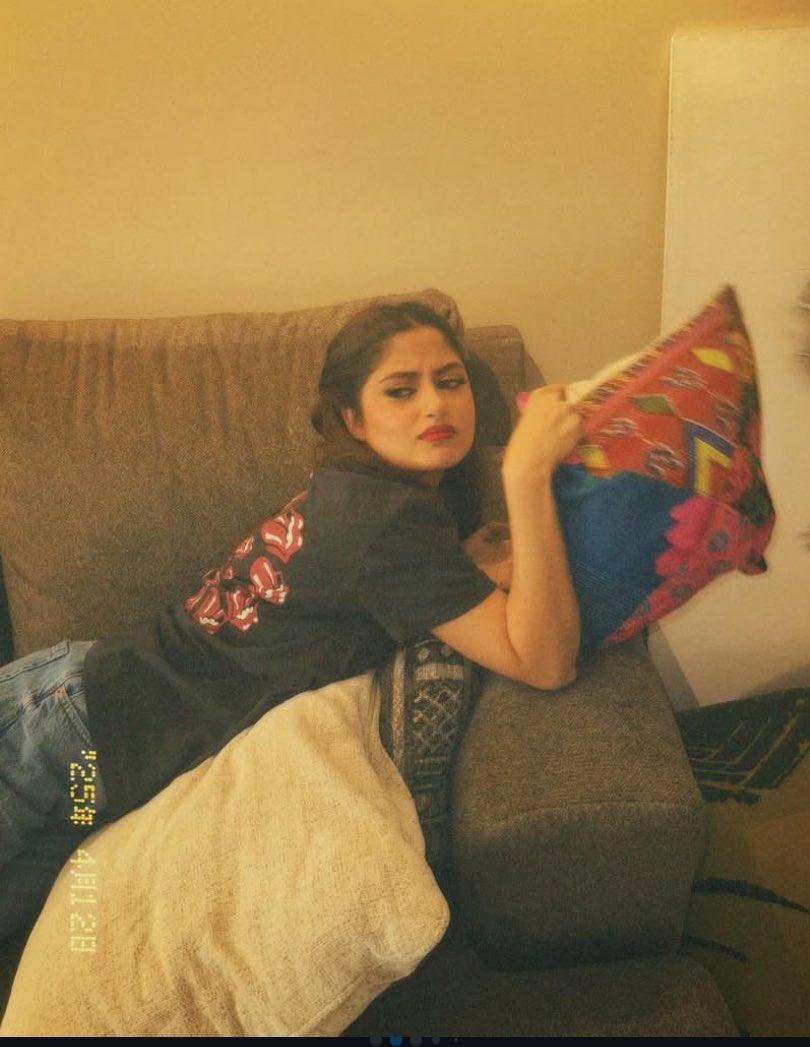 Anzayyyyy's tweet photo. such a babe https://t.co/WcMHy95xJl