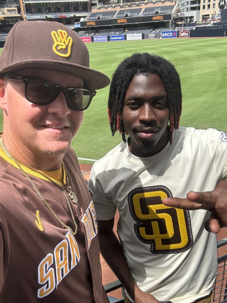 smittyjdj's tweet photo. @Padres @PetcoPark #friarfaithful #padres https://t.co/e9iSYlqIgI