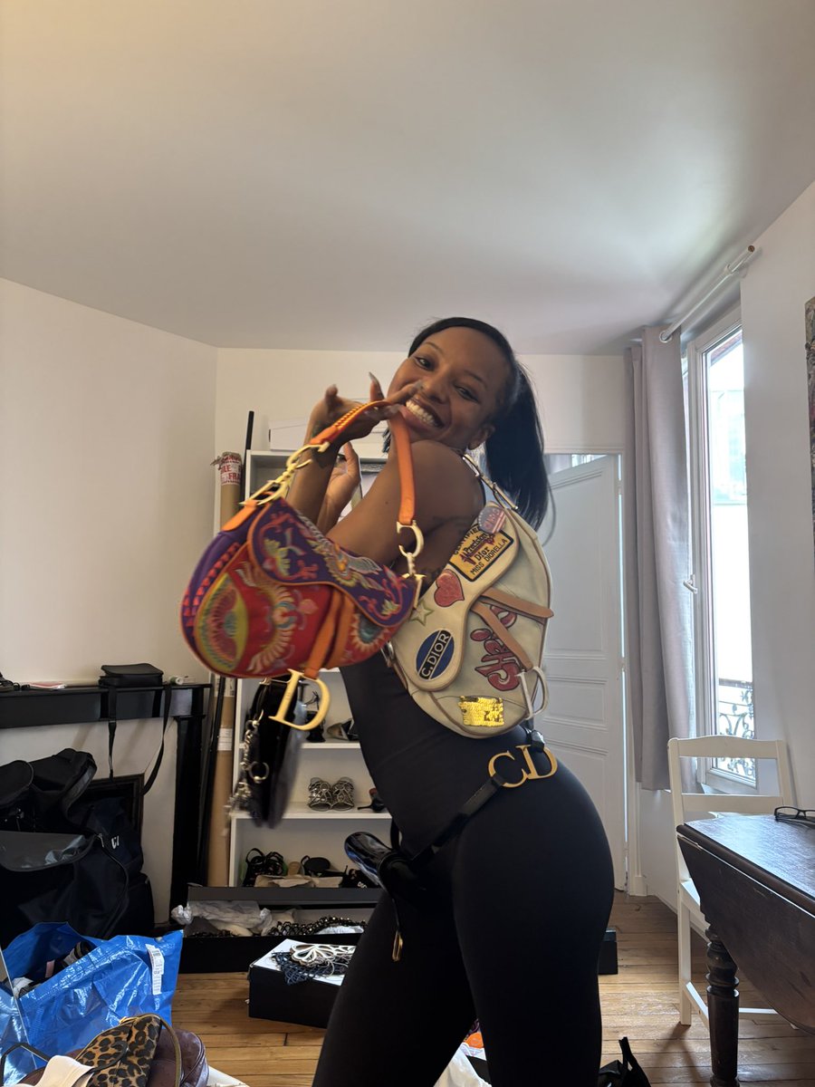 Briana Shaneè (@hottiebillion) on Twitter photo 