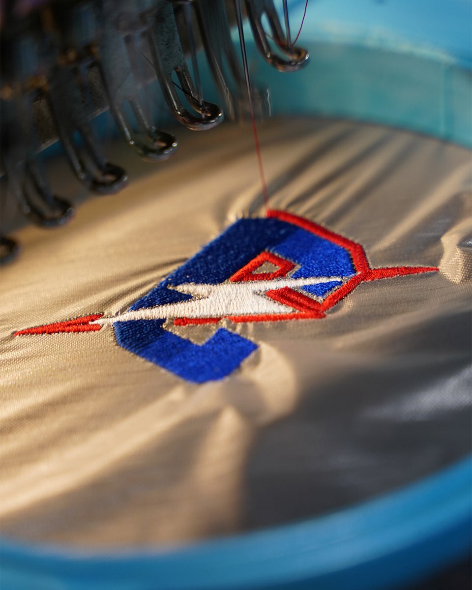 A fresh logo embroidered on a top quality garment is tough to beat! 🧵

#Branding #CustomApparel