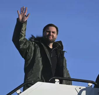 J.D. Vance to visit Italy for Holy Week, will also visit India

trib.al/lC3W1jq