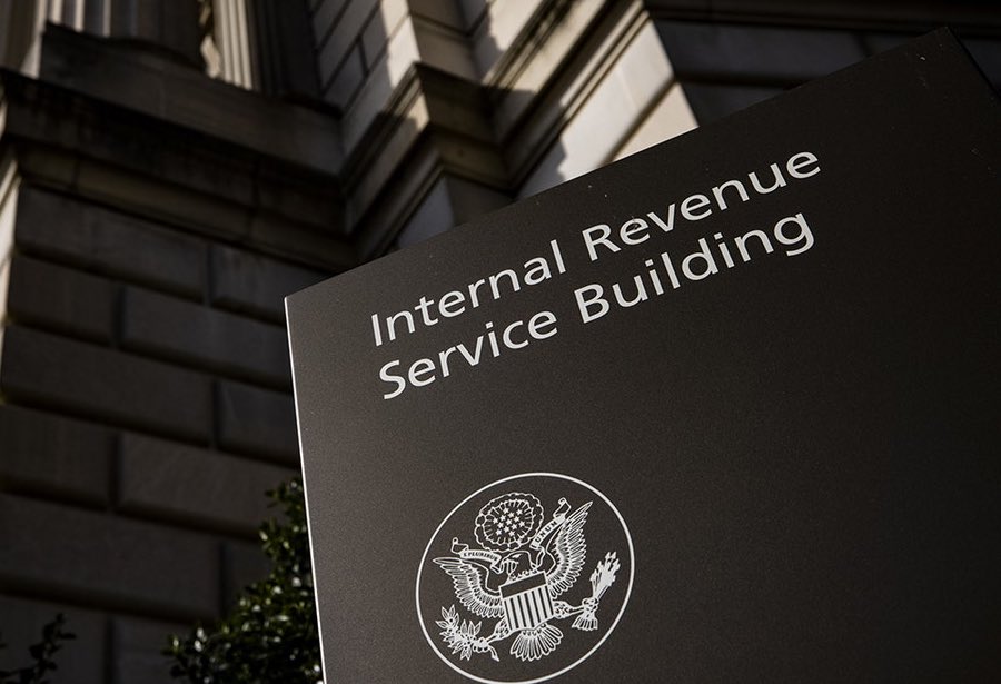 BREAKING: Sen. Mike Lee calls for the IRS and Federal Reserve to be abolished.