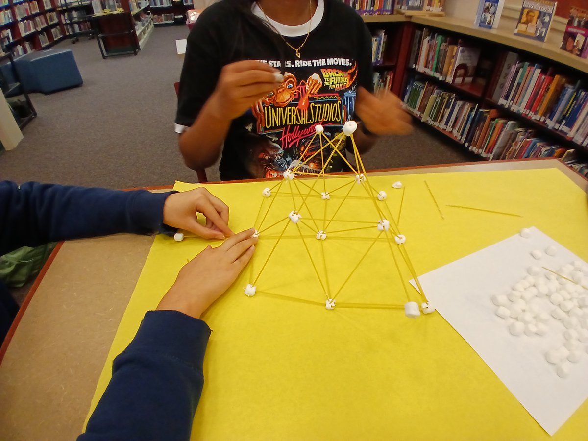 We had fun today building marshmallow structures in the library! #MoreThanJustBooks <a href="/SRVUSD1/">SRVUSD</a>