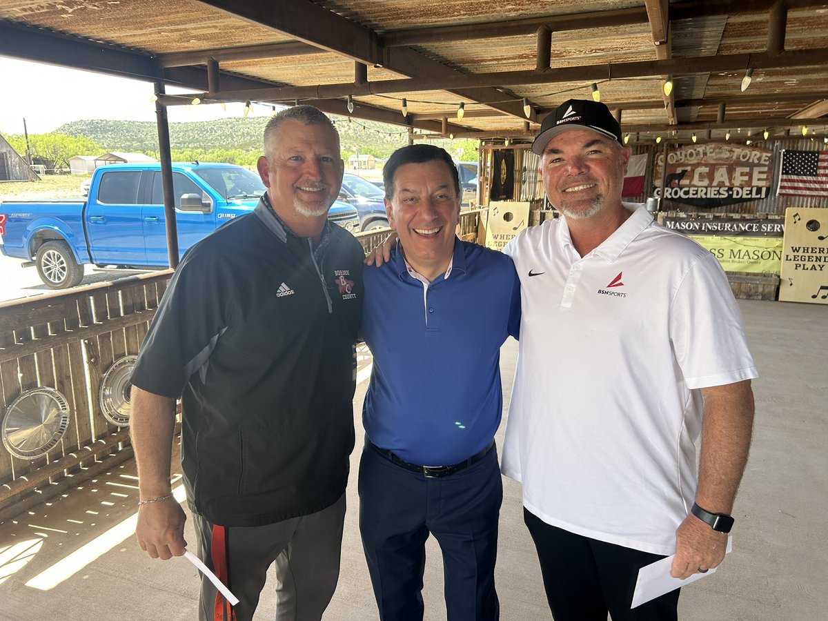 pchristy11's tweet image. Trey Richey &amp;amp; Bubba Edwards

Six-Man Football Royalty!

Great to have them back together in Gail for my lunch today!

💙