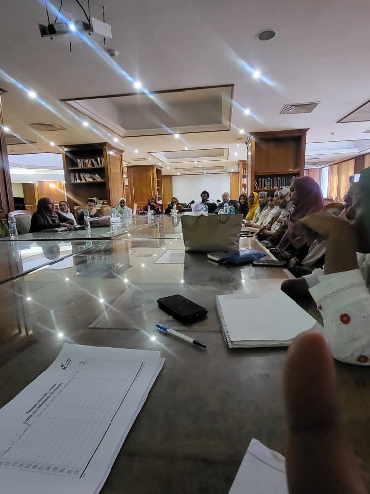 MycetomaRC's tweet image. π Honored to host Prof. Ahmed Fahal for an insightful lecture on "Literature Searching & Resource Sourcing" at National University-Sudan in Cairo.
A dynamic, interactive session with academics, admins & students!
#NationalUniversitySudan #ResearchSkills #HigherEd #CairoEvents