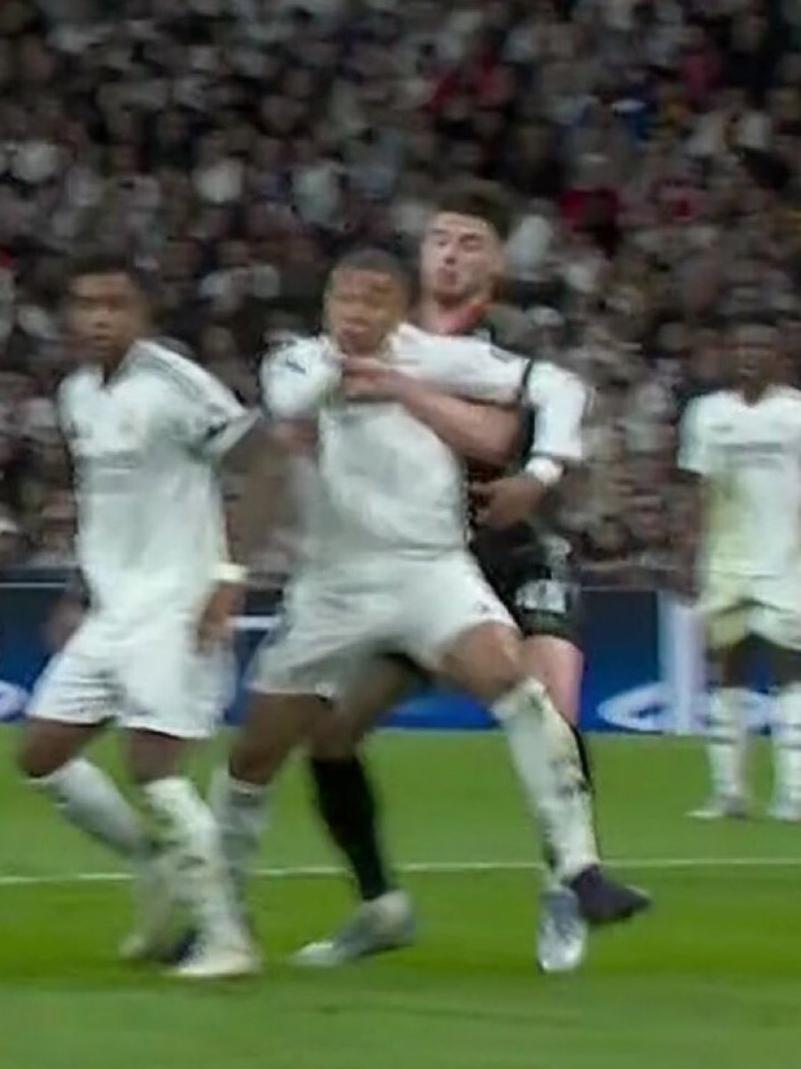 If Mbappe was wearing an Argentina shirt, this would be penalty.