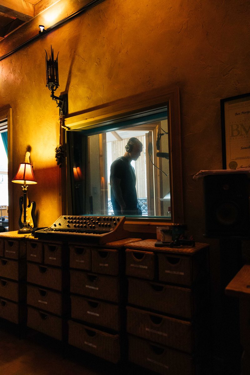 maroon5's tweet photo. Final touches + last listens 🔊 https://t.co/2sxaIfJaa0