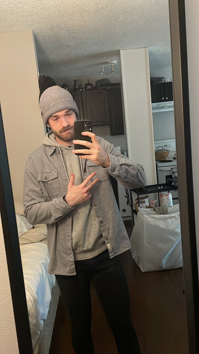 Tehfailre's tweet photo. 46 days till evil hot girl summer begins, prep is going extremely well 😎 https://t.co/7N3mYgxJPJ