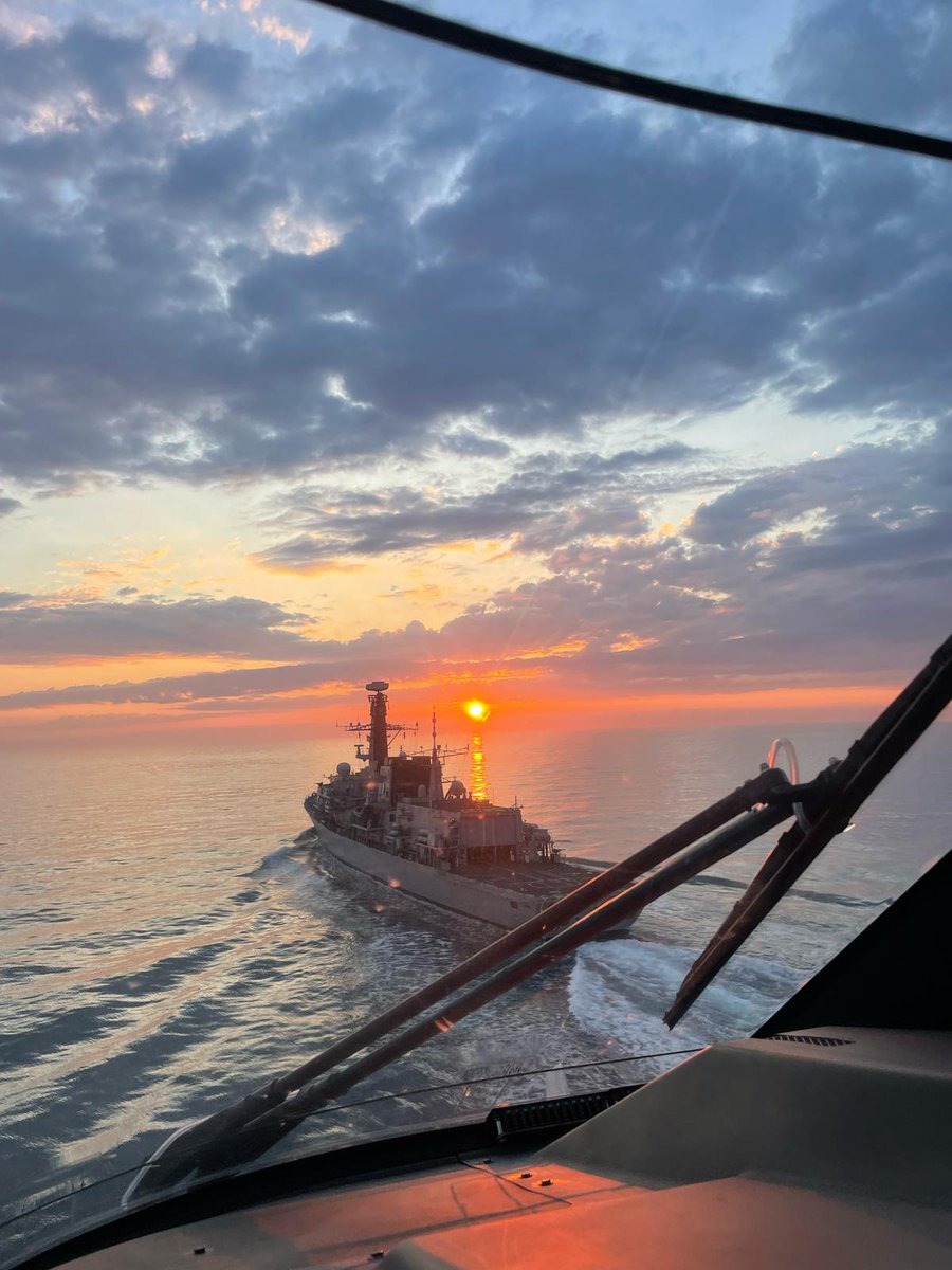HMS St Albans (@hmsstalbans) on Twitter photo Frigates at sunset: The sun sets this evening on <a href="/HMSStAlbans/">HMS St Albans</a> and the ships Merlin Mk2 Submarine Hunting helicopter of #814NAS Kingfisher Flight. Frigates at sunset: The sun sets this evening on <a href="/HMSStAlbans/">HMS St Albans</a> and the ships Merlin Mk2 Submarine Hunting helicopter of #814NAS Kingfisher Flight.