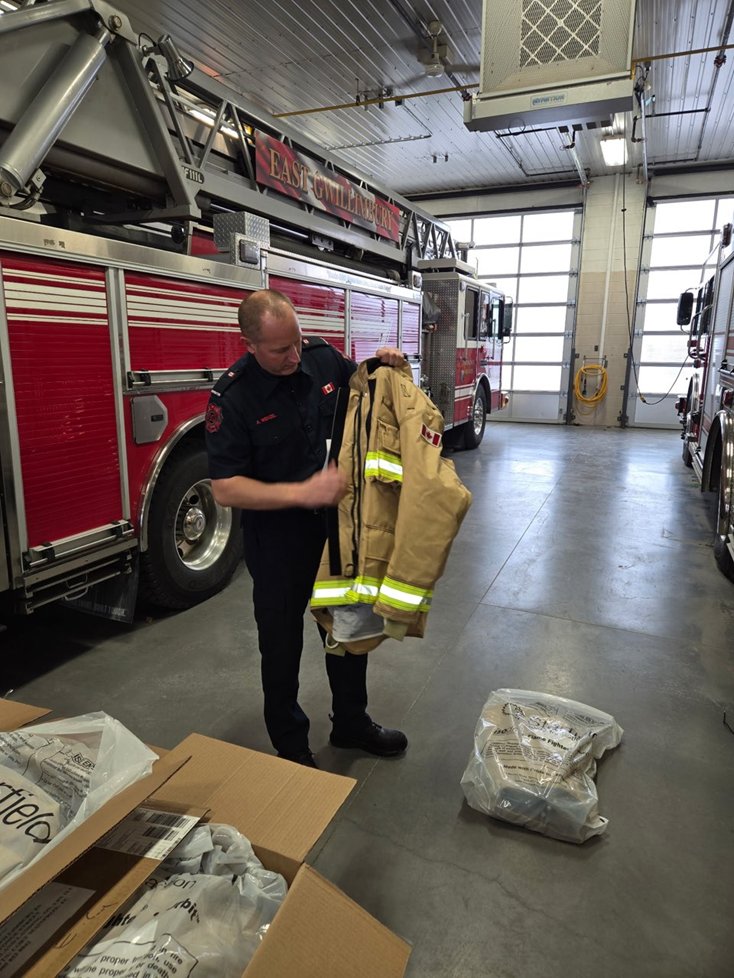 EG_FES's tweet image. @EG_FES  firefighters are receiving our first shipment of PFAS free bunker gear. Thank you @townofeg for your support on this new initiative to improve the health and safety of our team.
#PPE 
#FireSafety