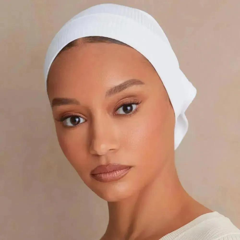 HassyCollectns's tweet image. Shop the new ribbed jersey inner caps that provide style and comfort.They come in a tube shape with a straight band across the front for a secure yet comfortable fit.
Price:4,000 naira
Size:Free
Available in 16 colours
Material:Jersey
Location:Abuja
Send a dm to place order
