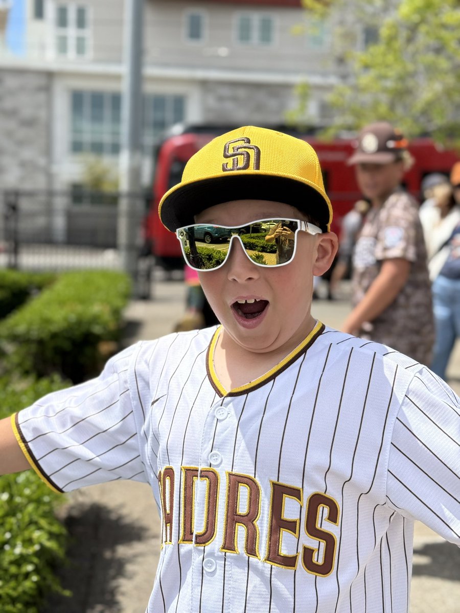 Happy Birthday Benny Boy!!!!
#ForTheFaithful 
<a href="/Padres/">San Diego Padres</a>