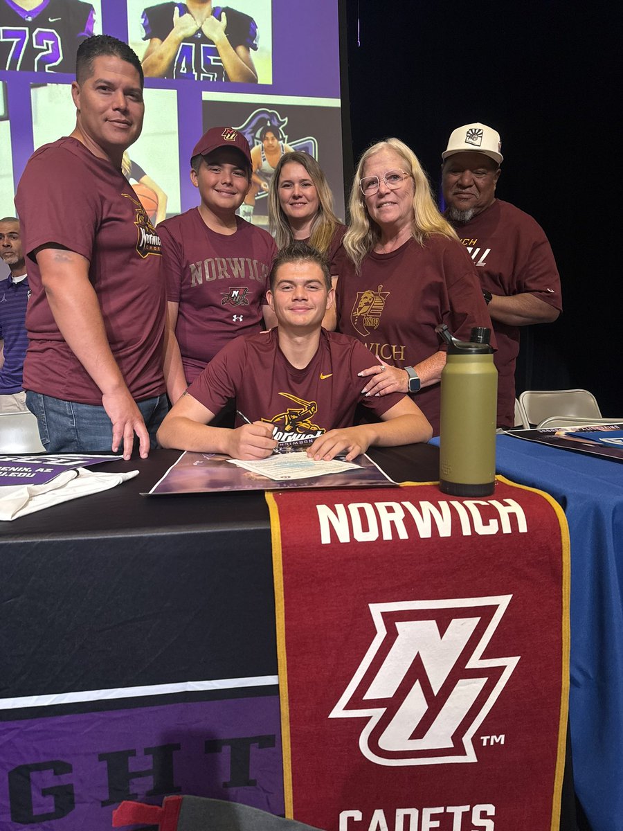 Jesse Myrick (@jesse_myrick25) on Twitter photo I’m happy to share that I have officially signed with <a href="/NorwichFB/">Norwich Football</a> and looking forward to my next chapter. All thanks to God 🙏 and everyone that has helped me and pushed me along the way.<a href="/JMyrickJr/">Coach Jesse Myrick</a> <a href="/CoachBlueford/">Coach Myron Blueford, M.Ed.</a> <a href="/CoachBartz/">Coach_Bartz</a> <a href="/ACPFootball17/">AZ College Prep Football</a> <a href="/TylerRosenfield/">Tyler Rosenfield</a> <a href="/DerekWendelscha/">Coach D</a> I’m happy to share that I have officially signed with <a href="/NorwichFB/">Norwich Football</a> and looking forward to my next chapter. All thanks to God 🙏 and everyone that has helped me and pushed me along the way.<a href="/JMyrickJr/">Coach Jesse Myrick</a> <a href="/CoachBlueford/">Coach Myron Blueford, M.Ed.</a> <a href="/CoachBartz/">Coach_Bartz</a> <a href="/ACPFootball17/">AZ College Prep Football</a> <a href="/TylerRosenfield/">Tyler Rosenfield</a> <a href="/DerekWendelscha/">Coach D</a>