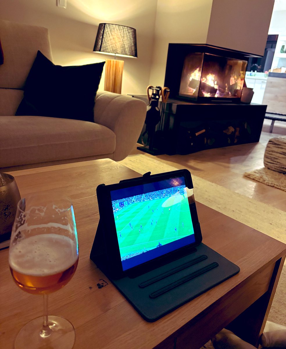 CraigHope_DM's tweet photo. 🔥 Canny view… #thealps https://t.co/6Bvxpao6Il