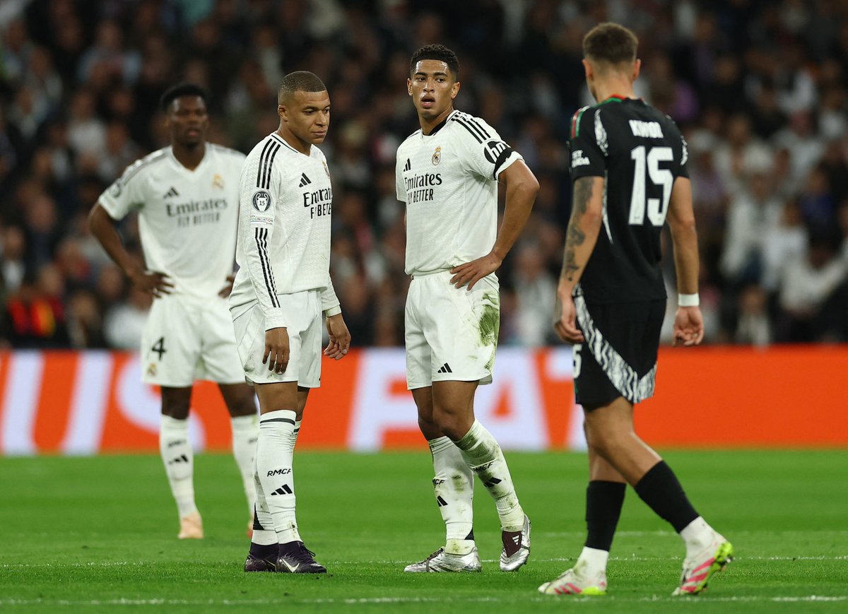 ⏱️ 46'

Se reanuda el segundo tiempo en el Santiago Bernabéu.

<a href="/realmadrid/">Real Madrid C.F.</a> 0-0 <a href="/Arsenal/">Arsenal</a>

Marcador global 3-0 a favor de los ingleses.

#UCL