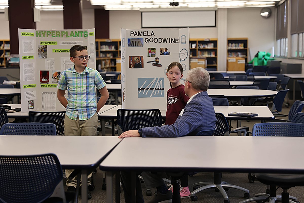 EKU President tweet media