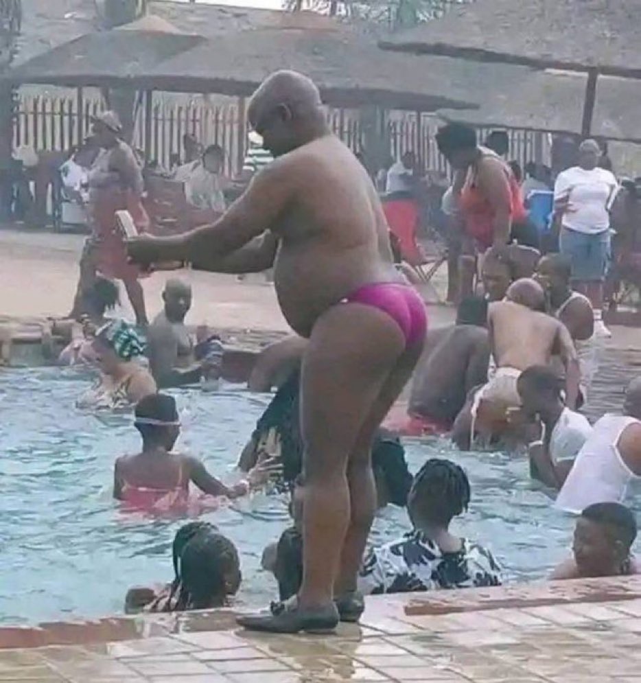 KOmukungu's tweet photo. Go and swim https://t.co/IdGO0V26vN