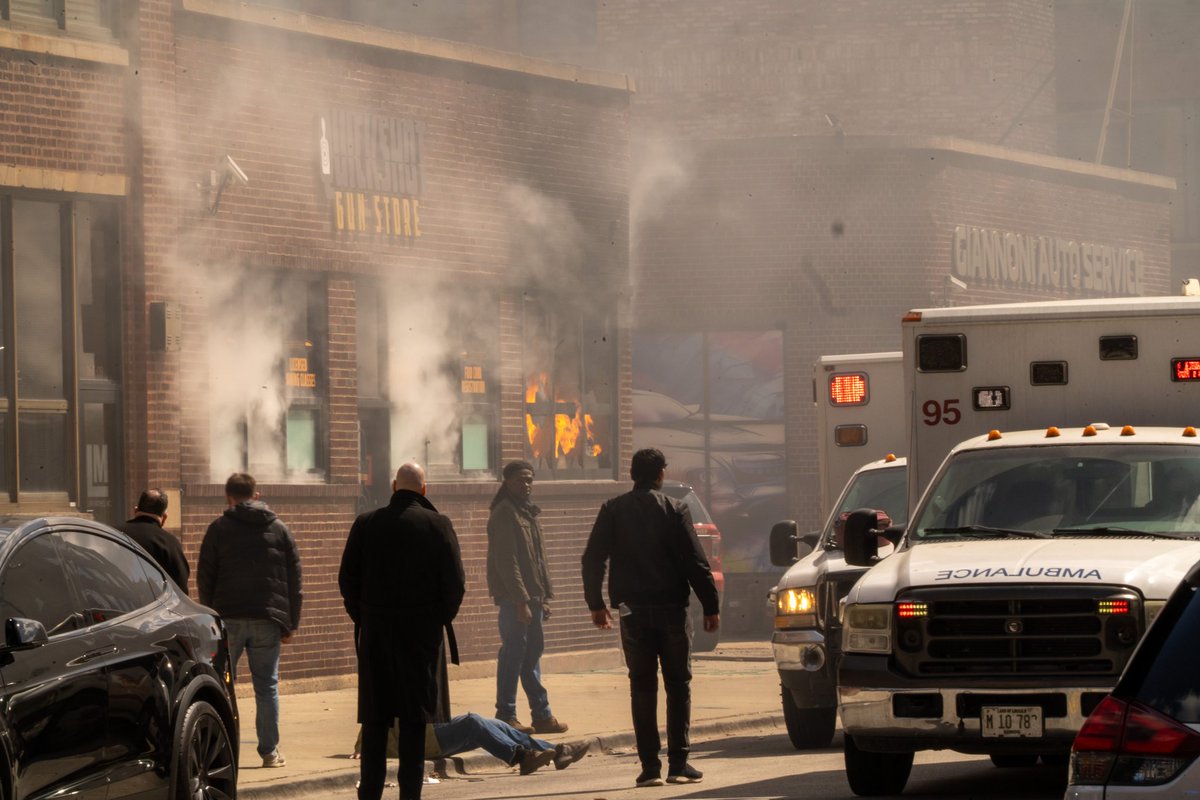 GMTimke's tweet photo. @filming_chicago https://t.co/EhkrwHrXkq