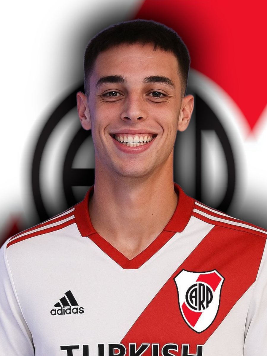 Edith_Millo's tweet photo. Edith Millo: Valentín Gómez lo buscan?.

[#Ricer | #RIVER | #CARP | #MILLO | #Millo] https://t.co/9XkDaLACv6