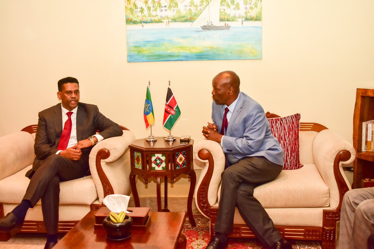 ButaDubi's tweet photo. Ethiopia and Kenya continue deepening trade ties. H.E. Dr. Kasahun Gofe leads a high-level delegation in Mombasa for the 3rd round of Simplified Trade Regime negotiations. Honored to join alongside fellow Ethiopian leaders to foster regional economic integration. https://t.co/arUcov6rLI