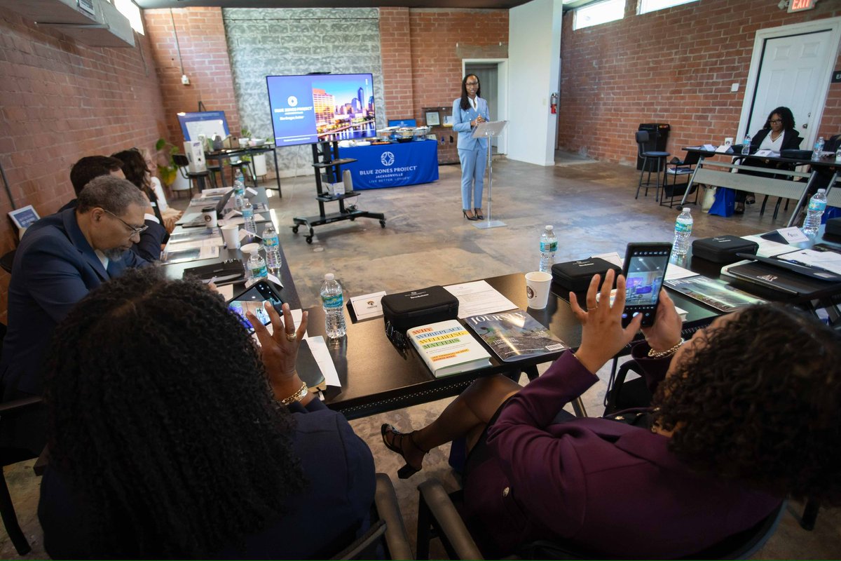 Mayor Donna Deegan tweet media