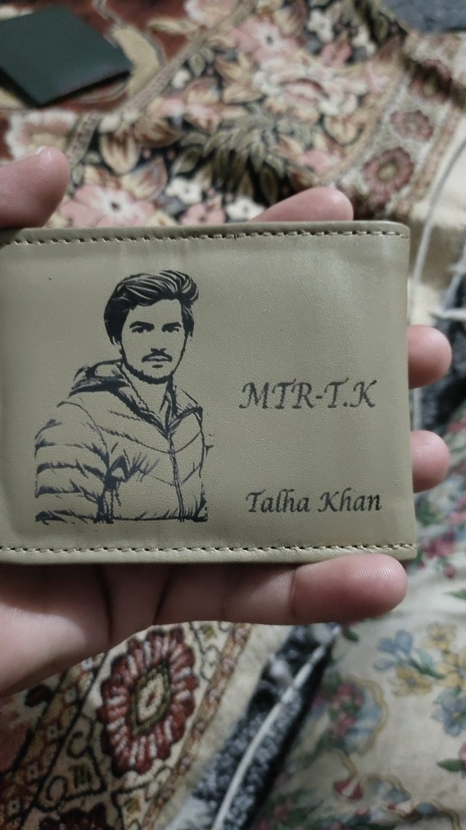 Laser engraving on leather wallets 😍