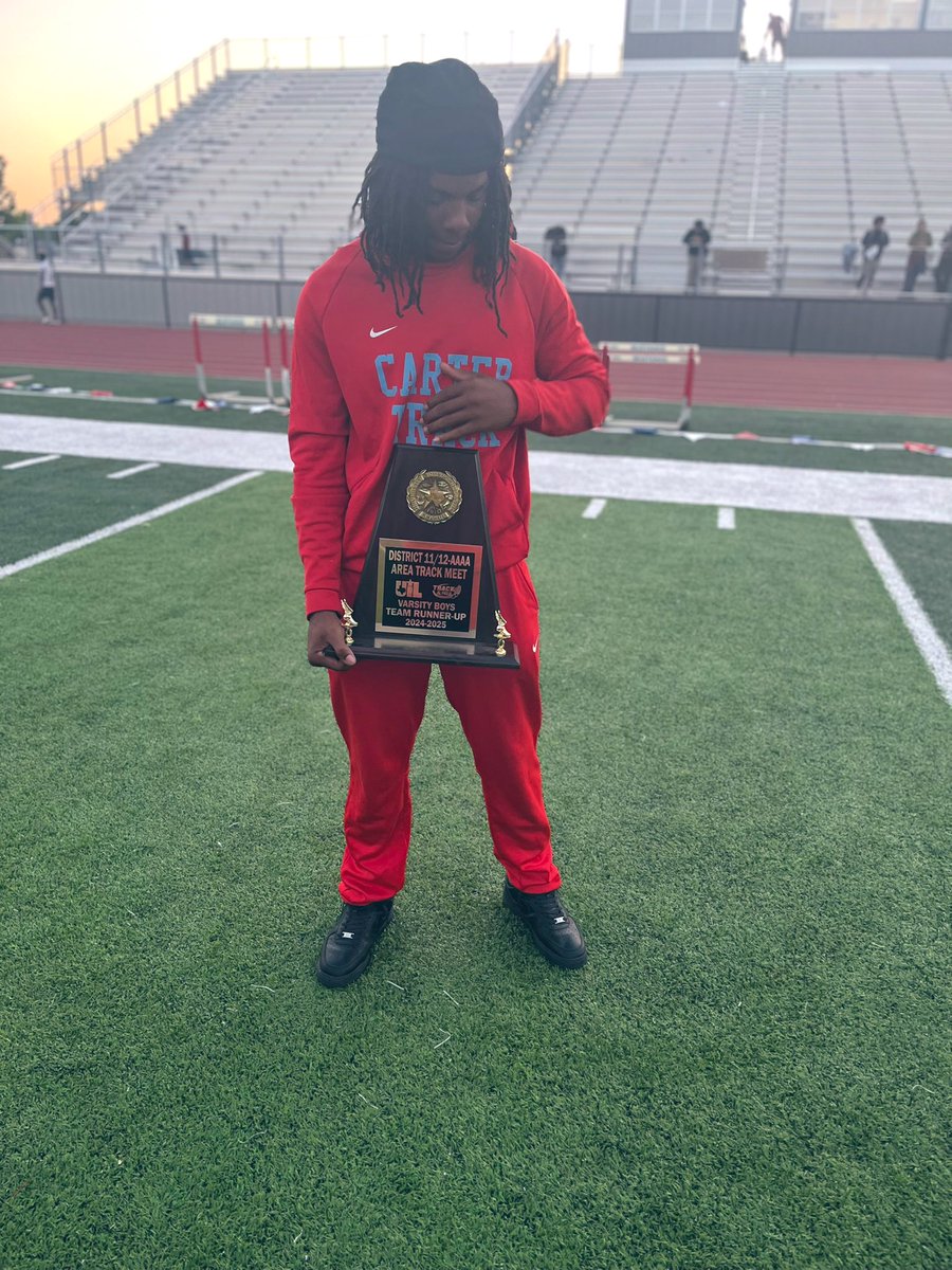therealtr3's tweet image. I am truly appreciative for what all @CC2bad2bold done for me this Track &amp;amp; Field season, couldn’t ask for a better first year experience. Langston our next stop let’s work🦁🔵 @LangstonSports 
@CoachWChristian @CoachJeffReed @HBCUtrack_field  @RonMurrayJr @amerriwether77
