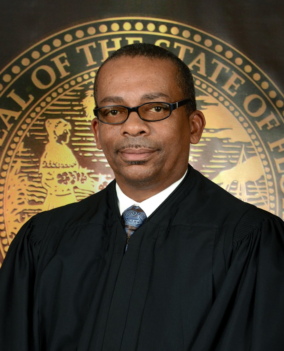 Congratulations to Judge Gordon Murray, Administrative Judge of the County Civil Division, who shared with us the great news that he was named as the 2025 Honoris Causa Inductee into the National Circle of Omicron Delta Kappa - a national leadership honor society.