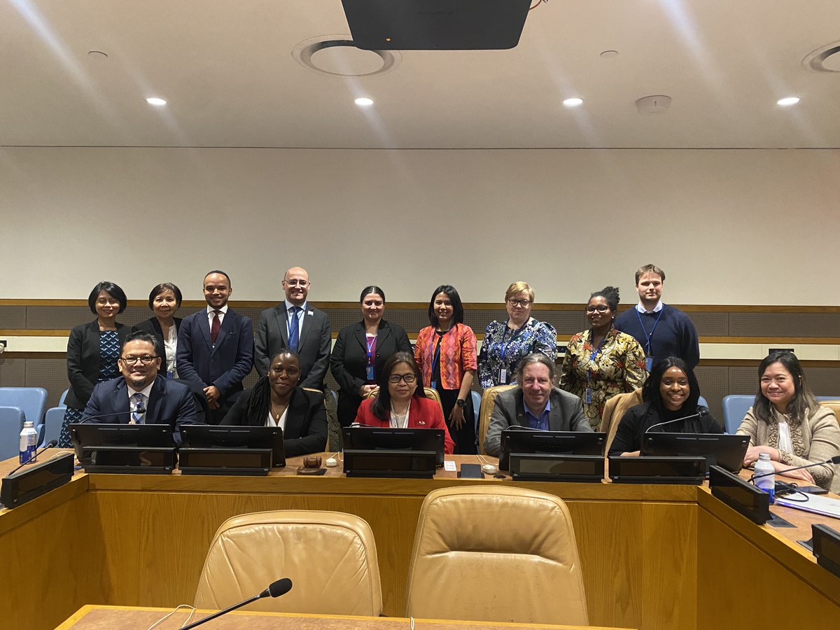 HighSeasAllianc's tweet photo. Today our #BBNJPrepCom side event focused on what’s needed to bring the #HighSeasTreaty to life — from strong institutions to the capacity and finance to make it work. Co-hosted with 🇮🇩 🇵🇭 🇸🇱, it was a powerful exchange of ideas and priorities. https://t.co/nVVuLueNSx