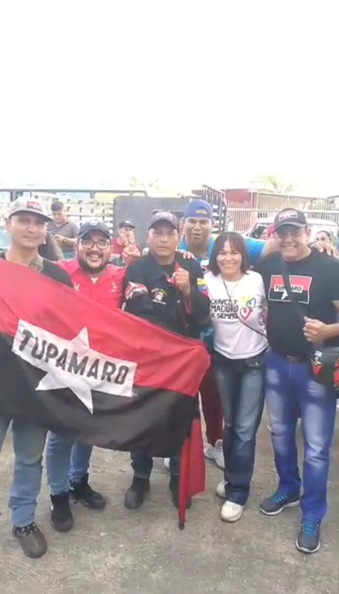 El MRT hizo acto de presencia en el encuentro del candidato a la Gobernación y l@s candidat@s de la patria con las Estructuras de Psuv, y las distintas parroquias del Mcipio Barinas el día martes 15 de abril.
La unidad no se decreta se construye!
<a href="/NicolasMaduro/">Nicolás Maduro</a>
