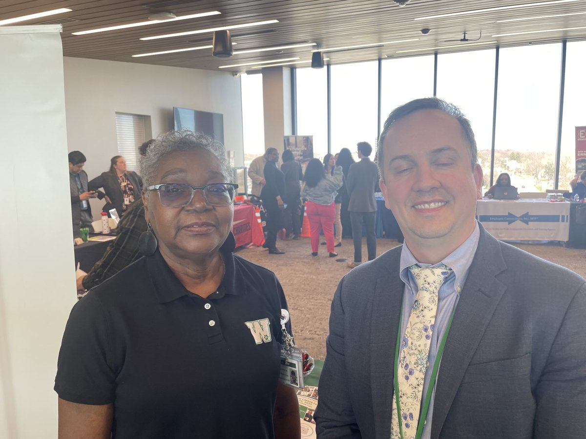 Robert Machak tweet media